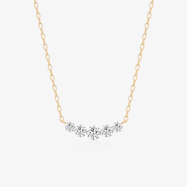 Graduated Lab Grown Diamond Curve Necklace (0.5 ct. tw.)