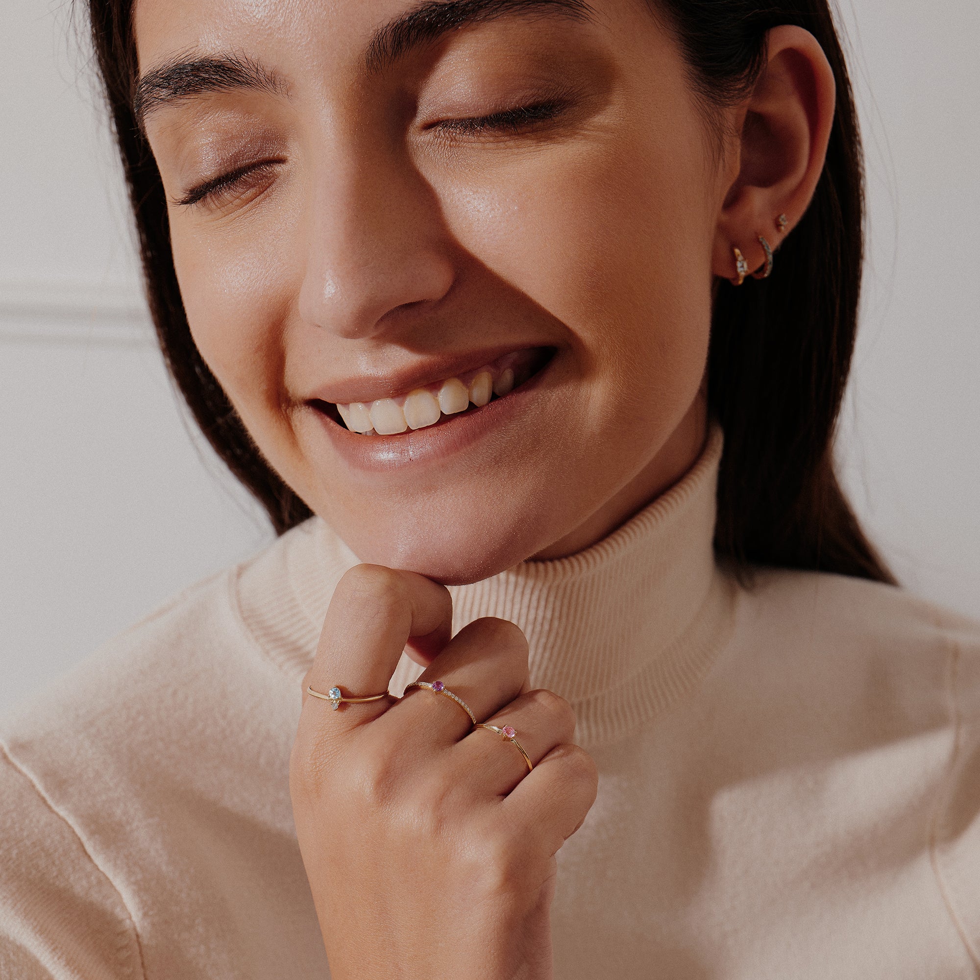 NADIA | Aquamarine and Diamond Ring - Image 4